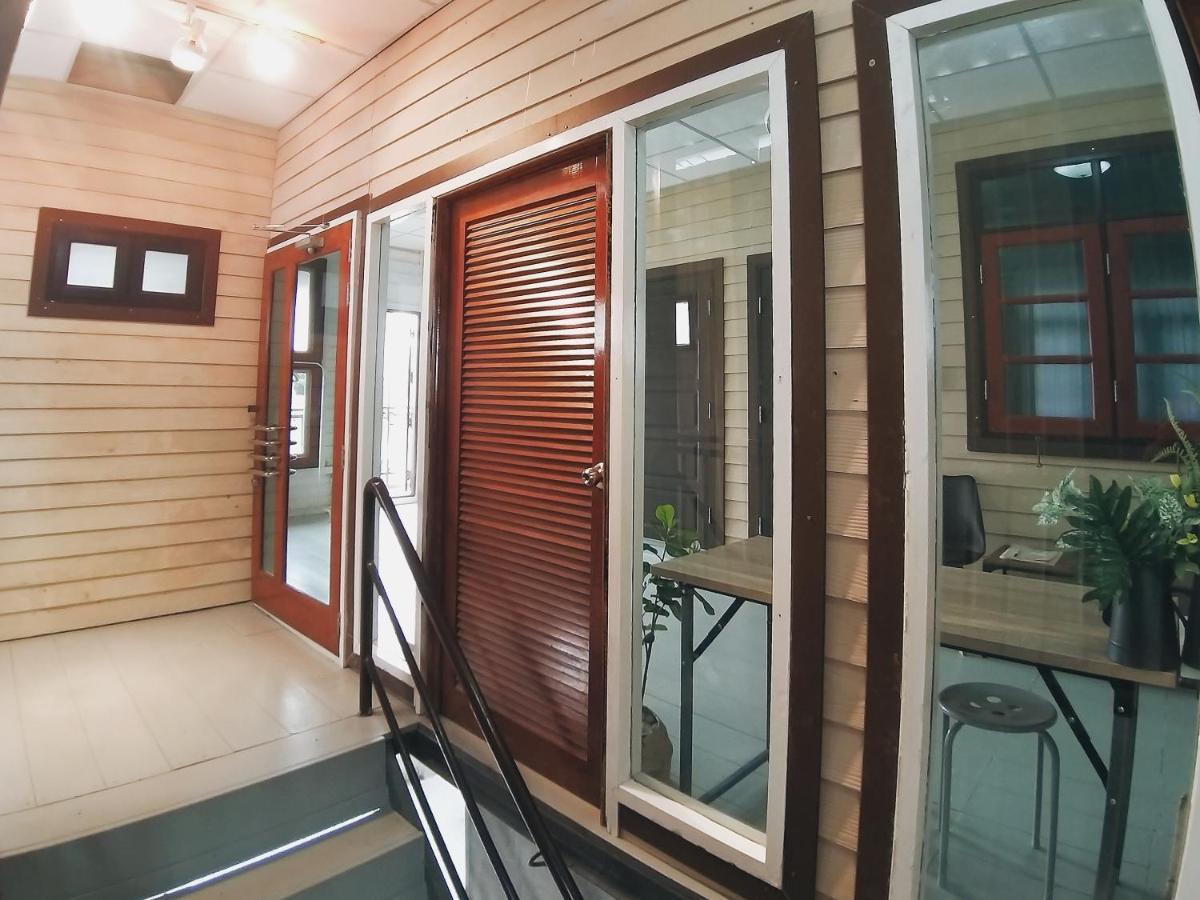The Warehouse - Ayutthaya Apartment ภายนอก รูปภาพ